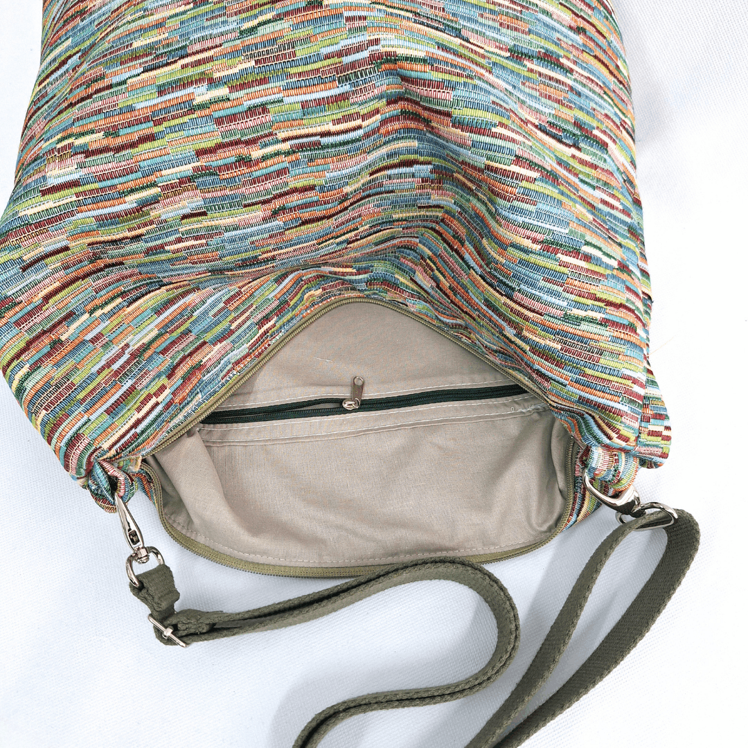 bolso-hobo-lineas-colores-pastel-cristina-alba-bolsillo-interior