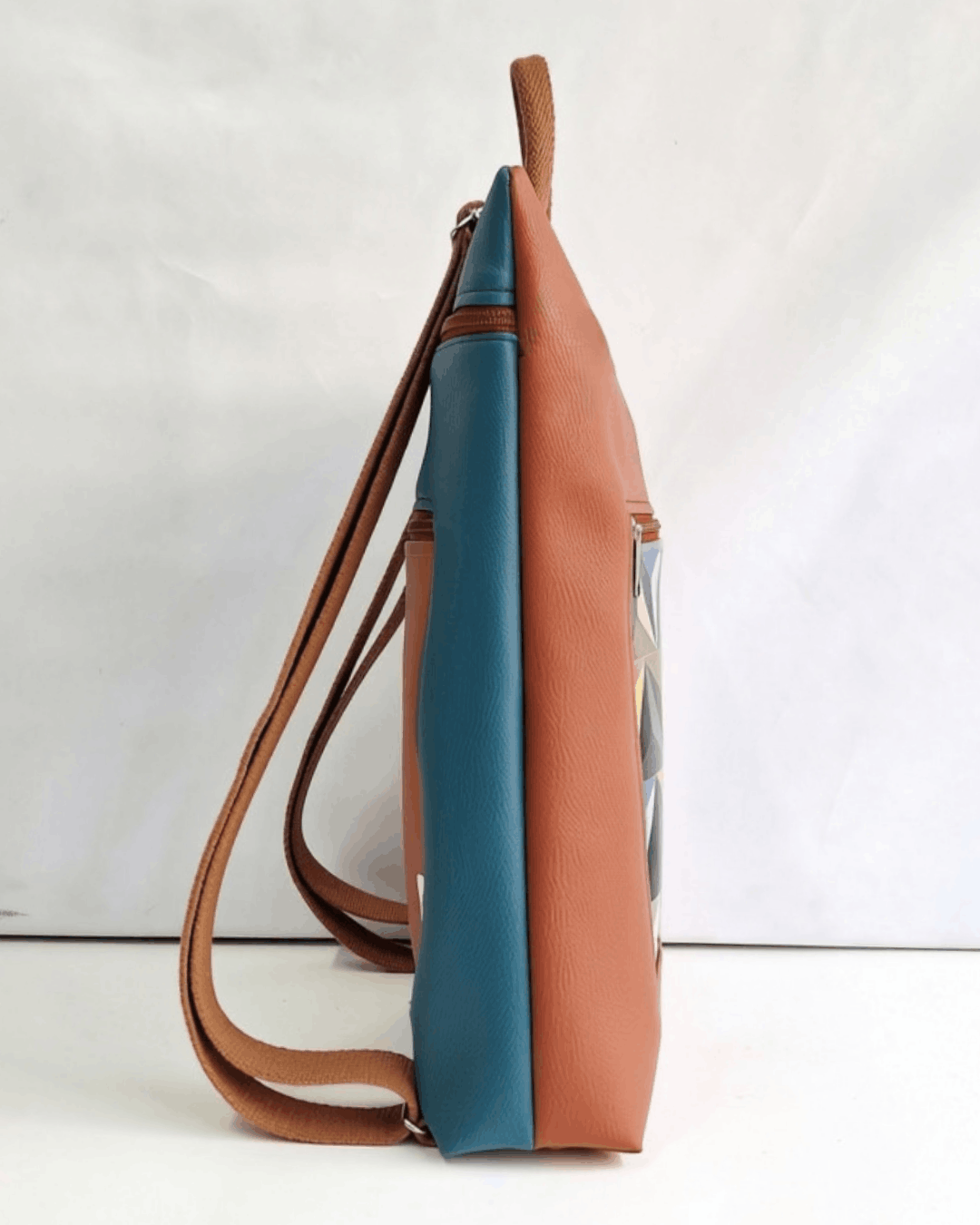 cristina-alba-mochila-mujer-antirrobo-49