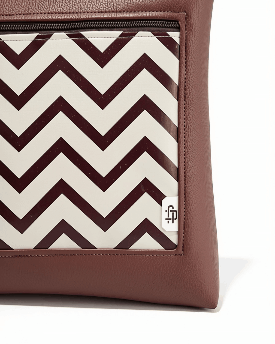 cristina-alba-mochila-mujer-antirrobo-reversible-53-marron-chocolate-verde-salvia