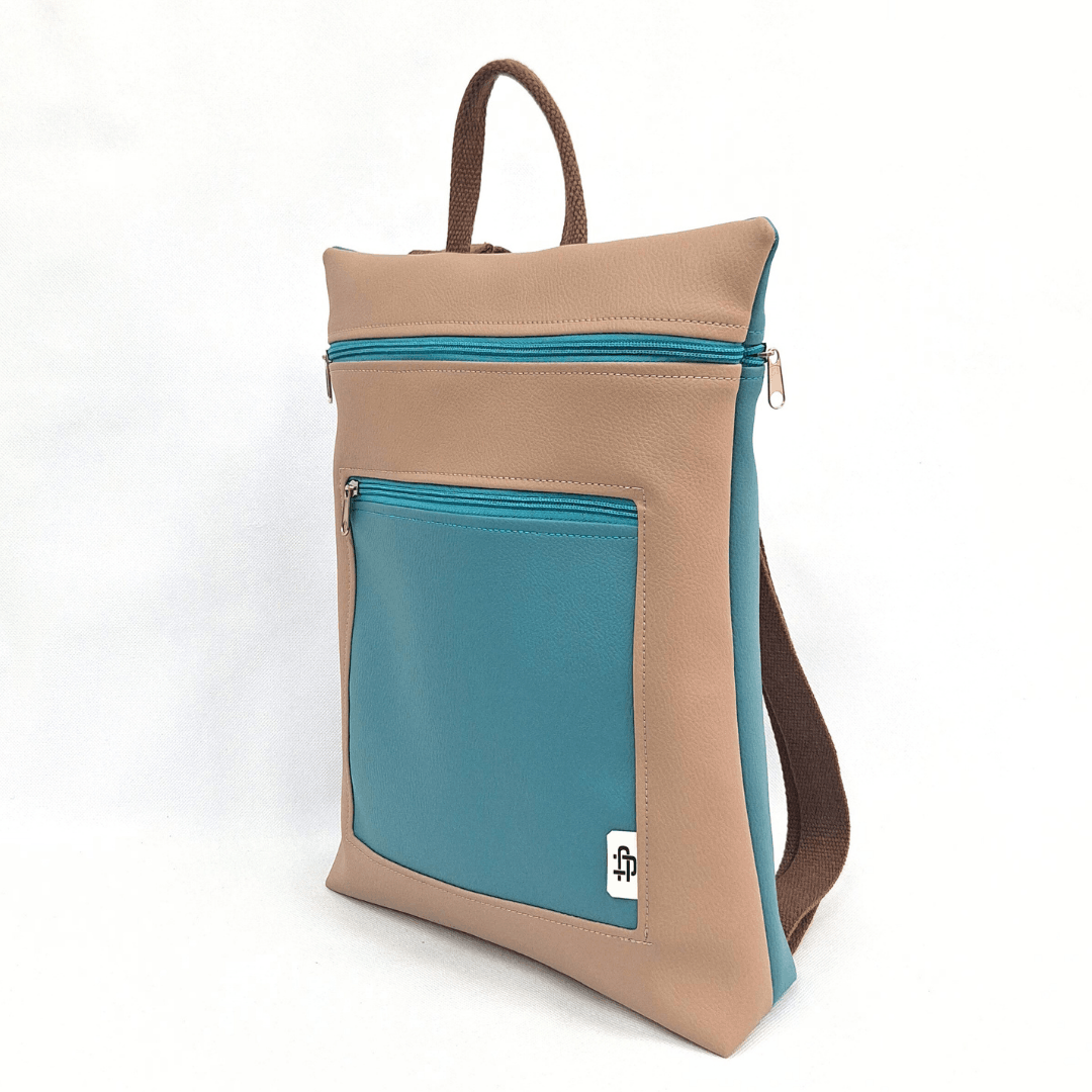 cristina-alba-mochila-reversible-antirrobo-impermeable-2026-38