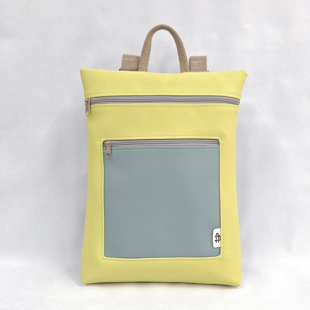 cristina-alba-mochila-reversible-antirrobo-impermeable-2026-53