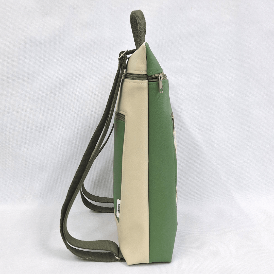 cristina-alba-mochila-reversible-antirrobo-impermeable-2026-74