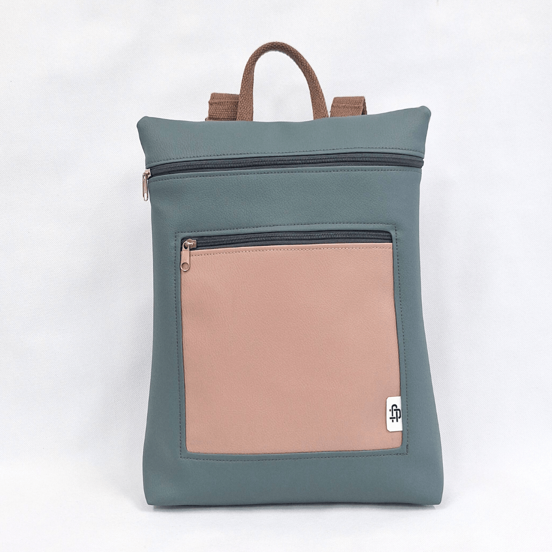 cristina-alba-mochila-reversible-antirrobo-impermeable-2026-84