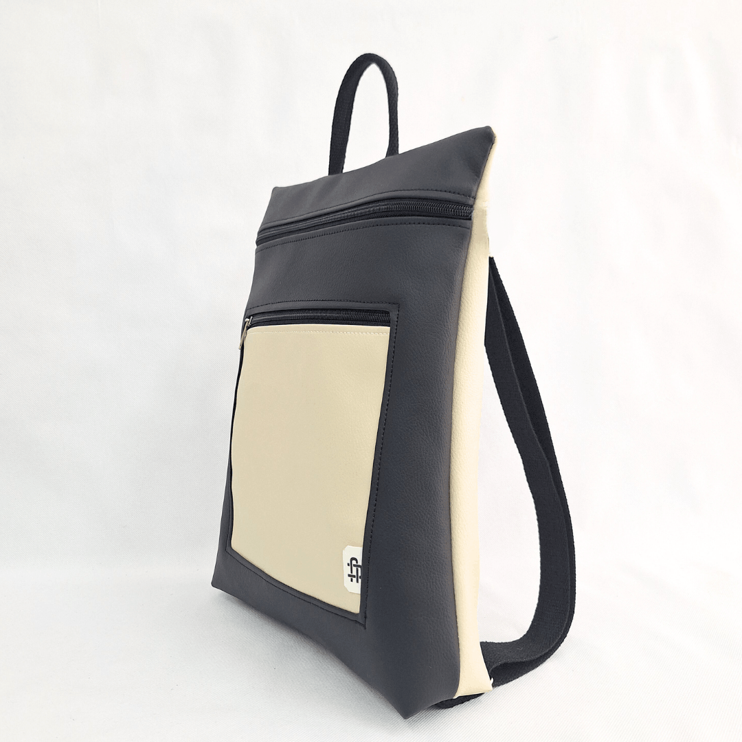 mochila-antirrobo-mujer-paisley-crema-negro-cremallera-trasera-cristina-alba