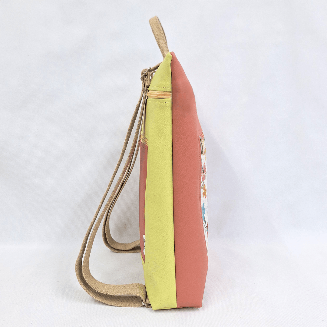 mochila-antirrobo-mujer-primavera-salmon-amarillo-plana-cristina-alba